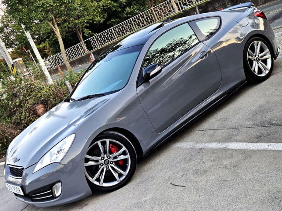 Hyundai Genesis