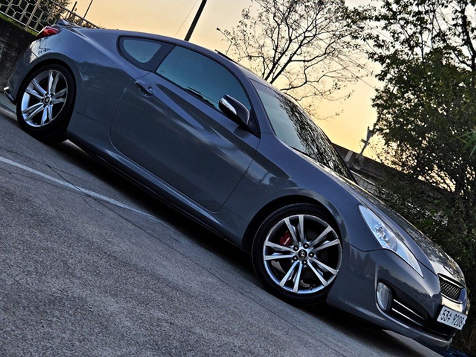 Hyundai Genesis