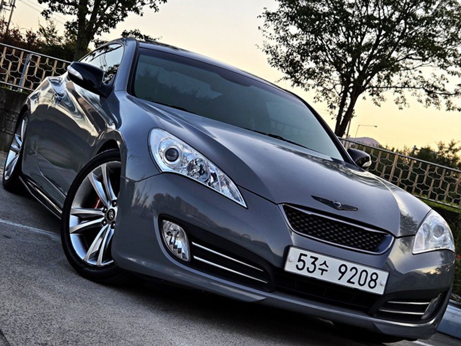 Hyundai Genesis