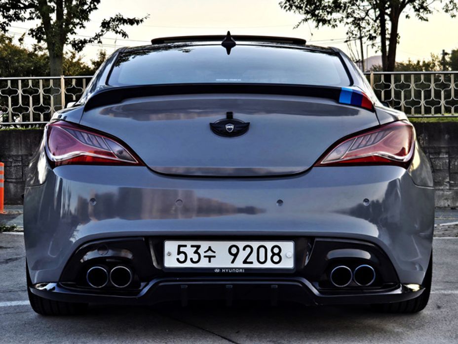 Hyundai Genesis