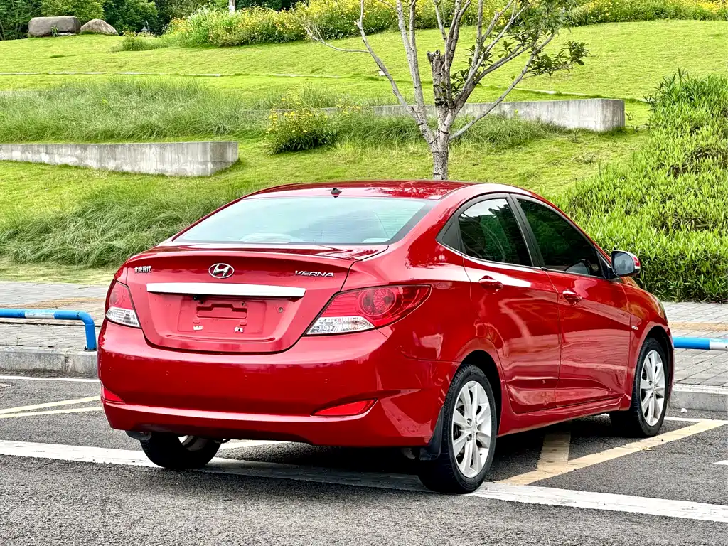 Hyundai Verna