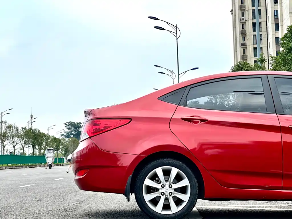 Hyundai Verna