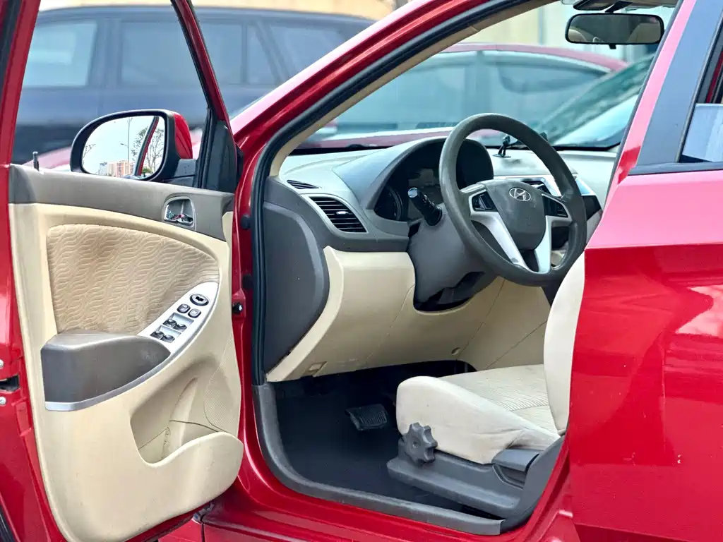 Hyundai Verna