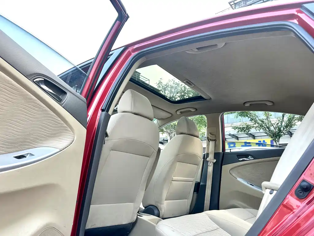 Hyundai Verna