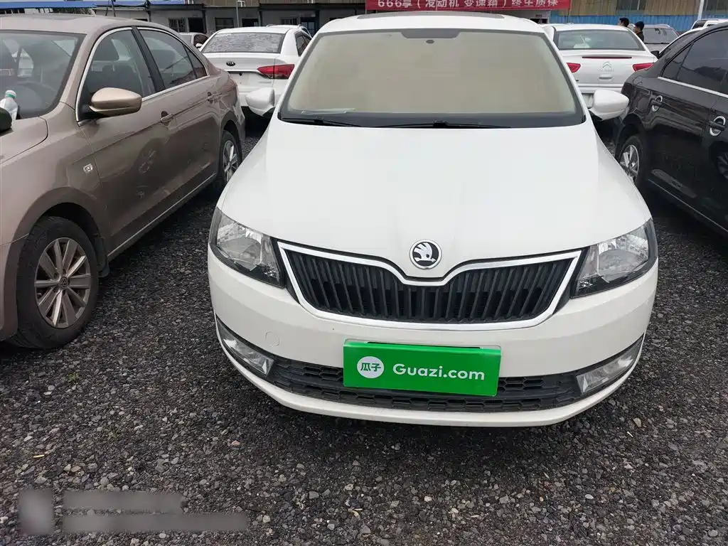 Skoda Rapid