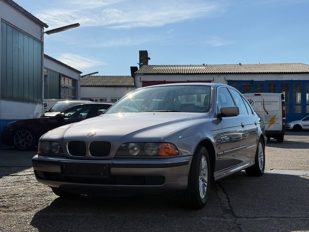 BMW 520
