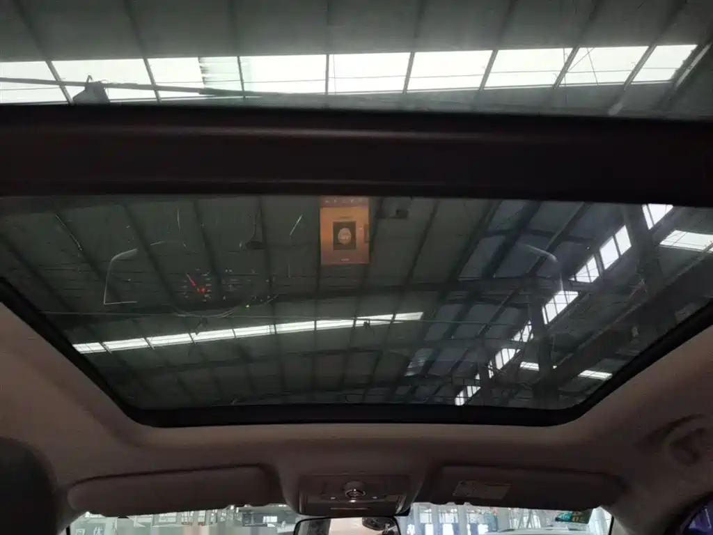 Roewe RX5