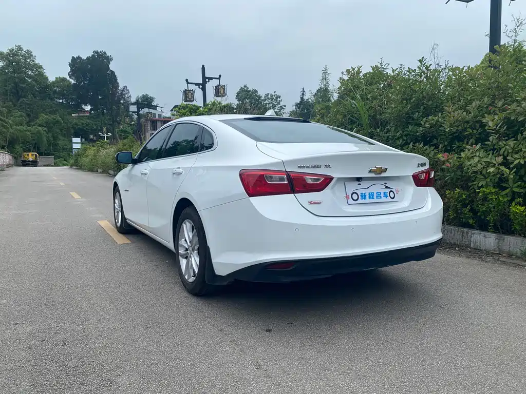 Chevrolet Malibu XL