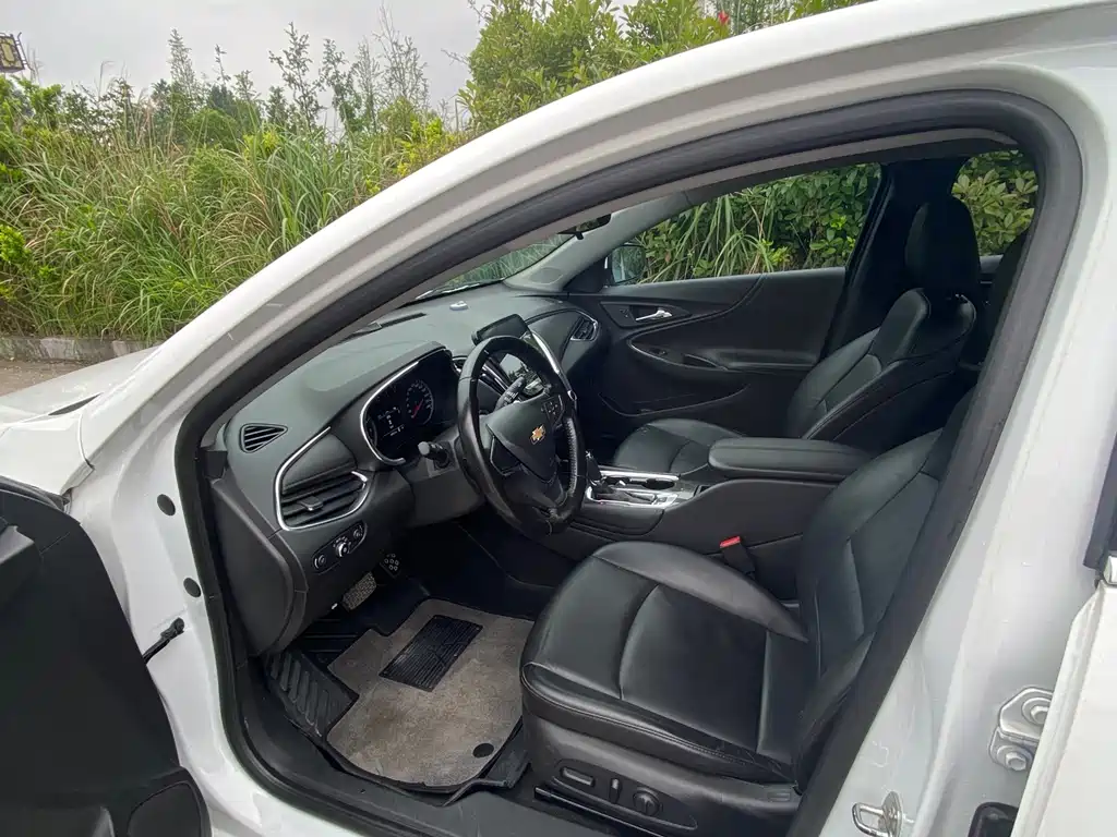 Chevrolet Malibu XL