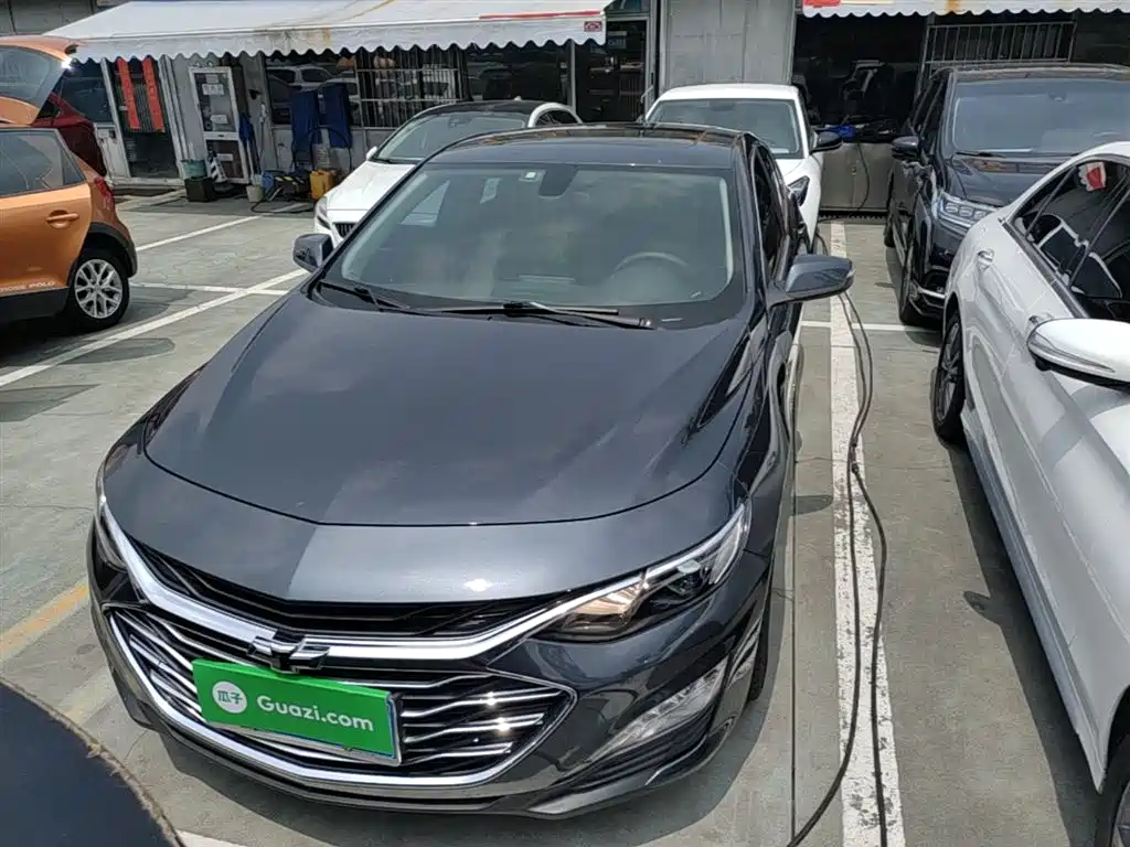 Chevrolet Malibu XL