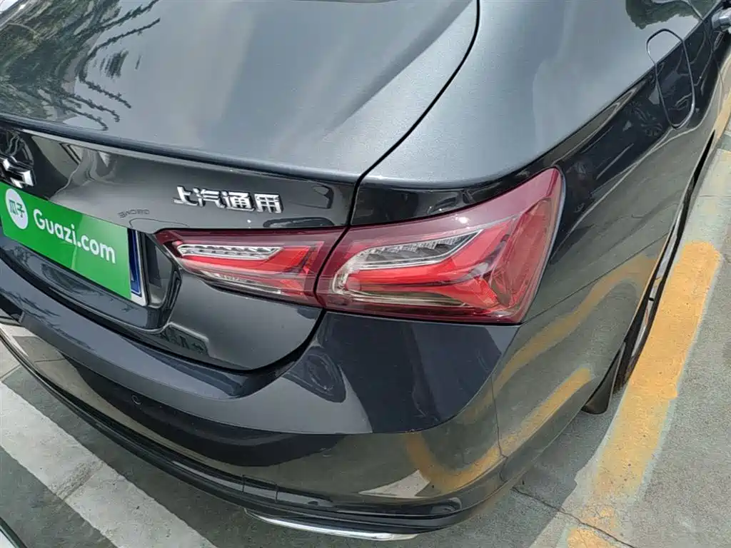 Chevrolet Malibu XL