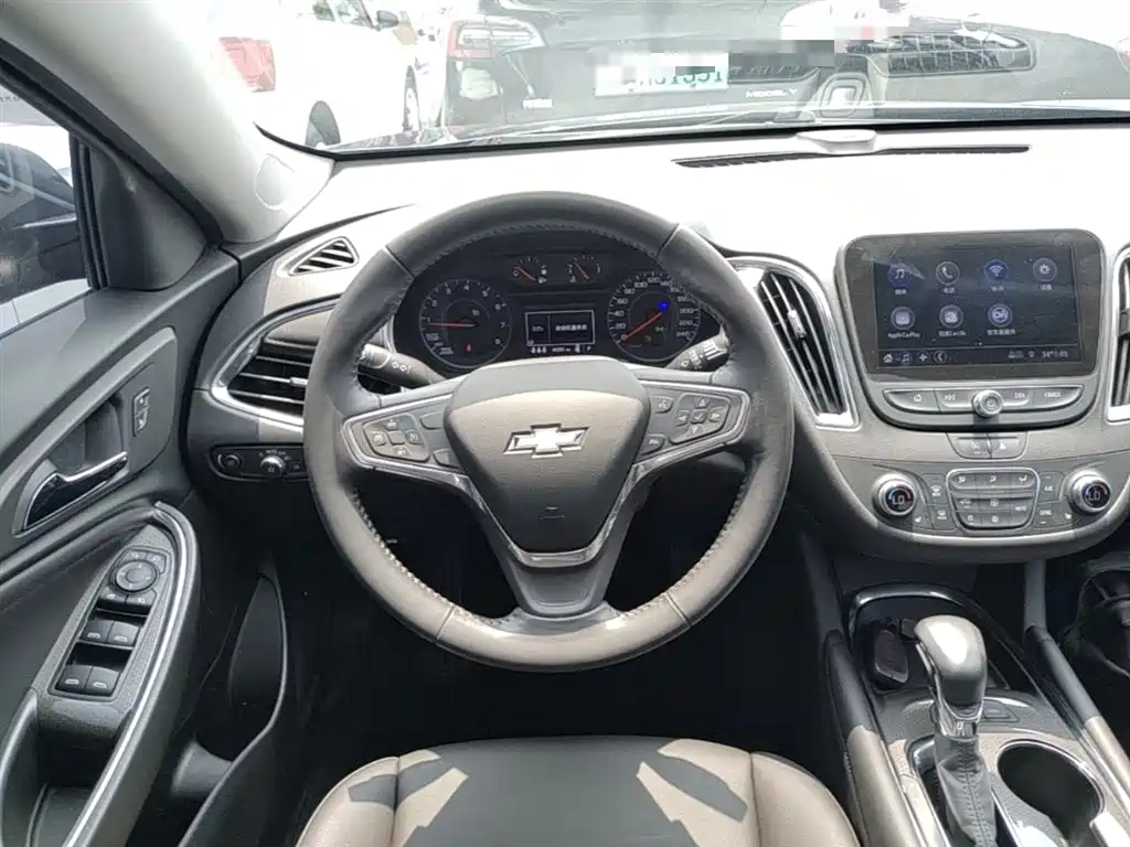 Chevrolet Malibu XL