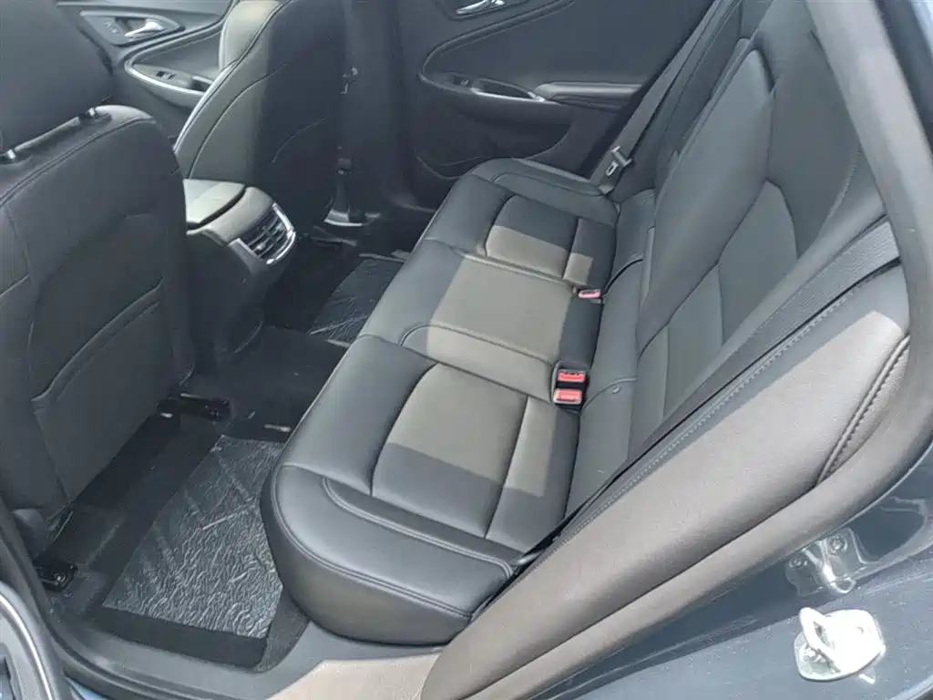 Chevrolet Malibu XL