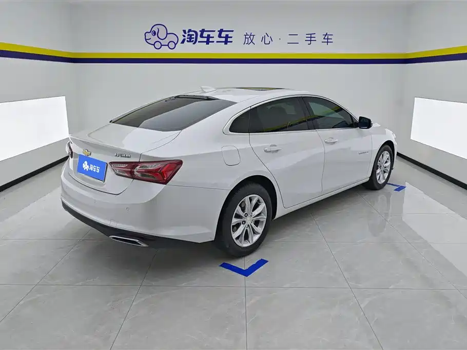 Chevrolet Malibu XL