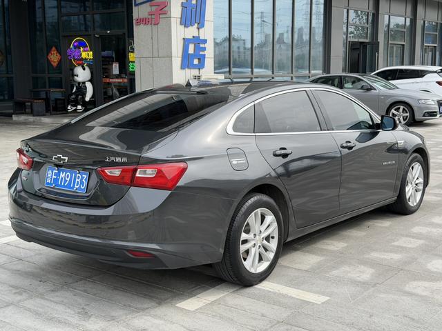 Chevrolet Malibu XL