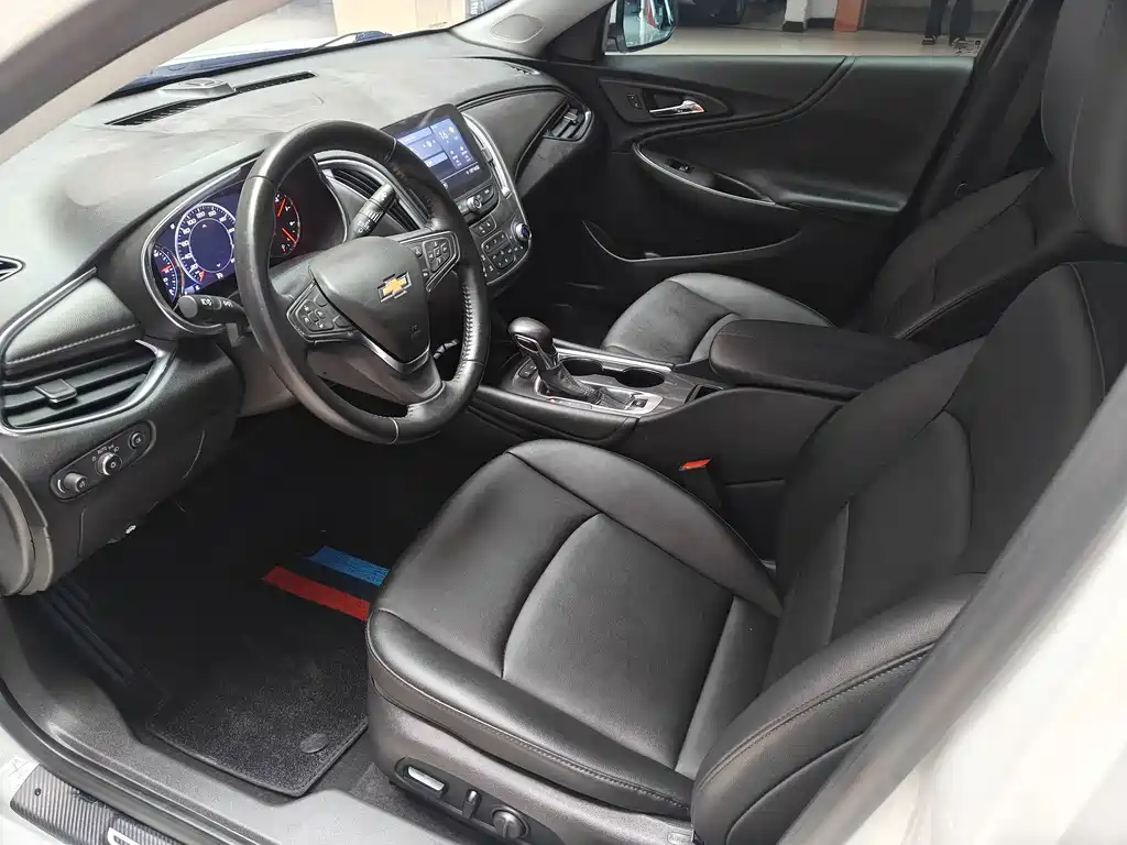 Chevrolet Malibu XL