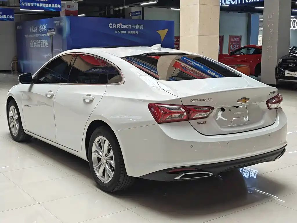 Chevrolet Malibu XL