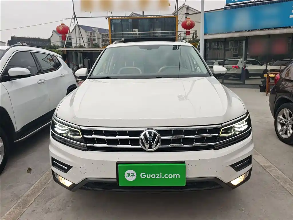 Volkswagen Tiguan L