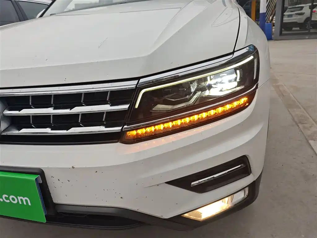 Volkswagen Tiguan L