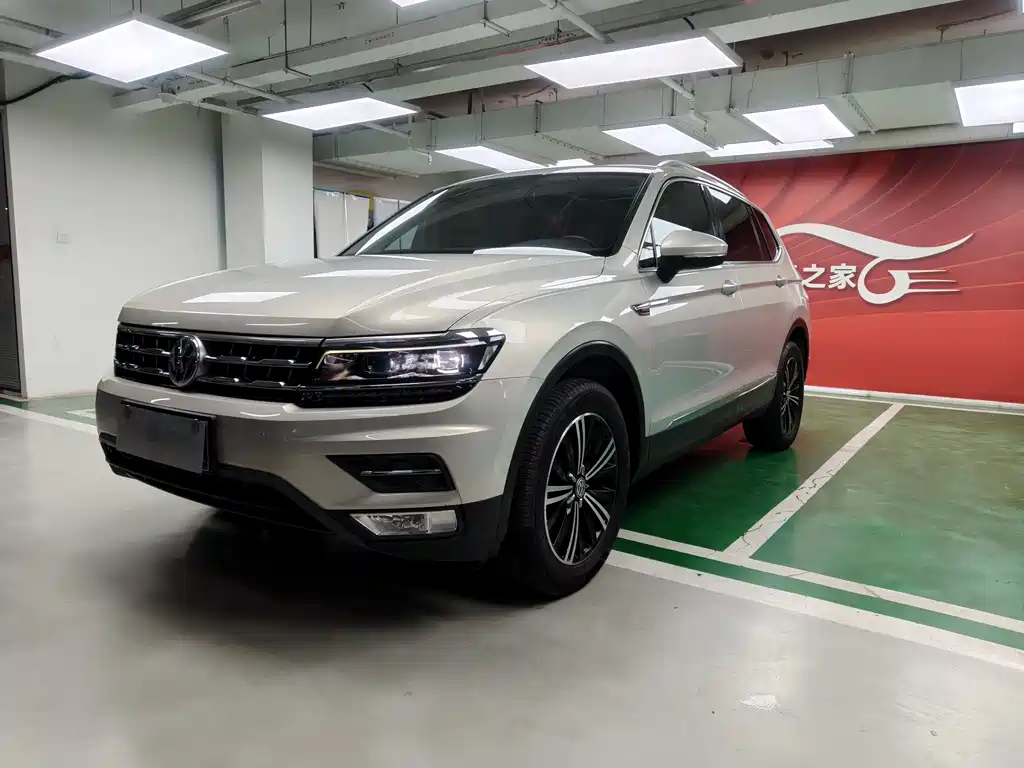 Volkswagen Tiguan L