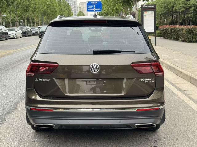 Volkswagen Tiguan L