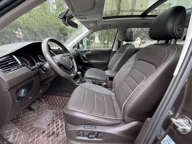 Volkswagen Tiguan L