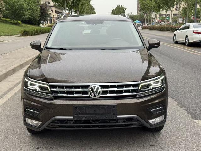 Volkswagen Tiguan L