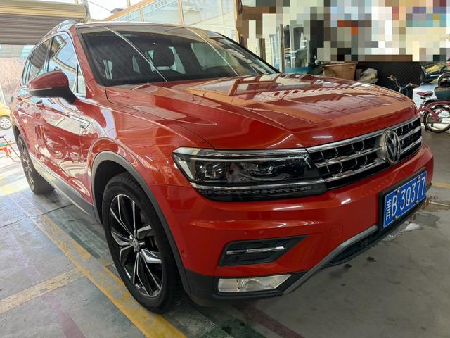Volkswagen Tiguan L