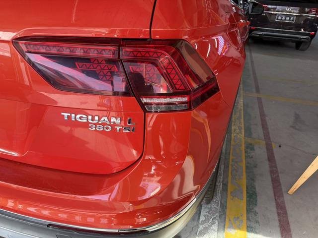 Volkswagen Tiguan L