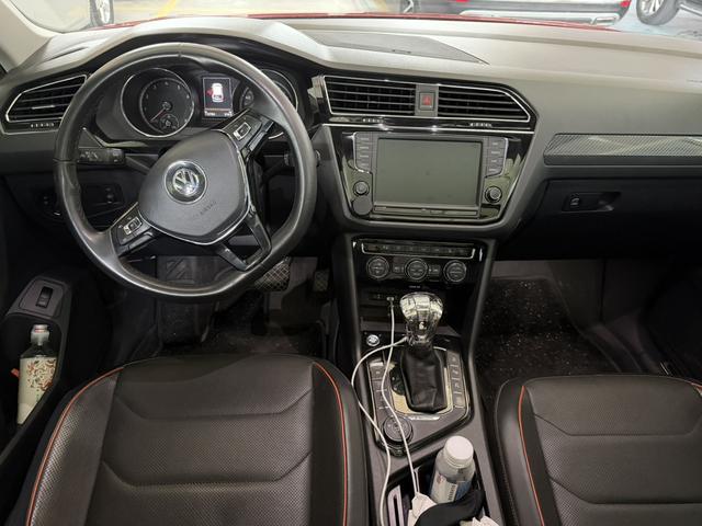 Volkswagen Tiguan L