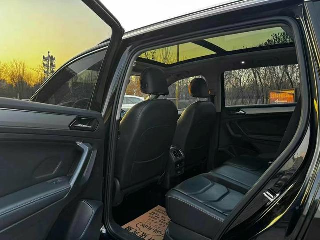 Volkswagen Tiguan L