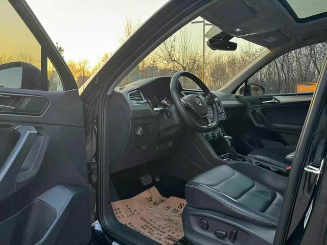 Volkswagen Tiguan L
