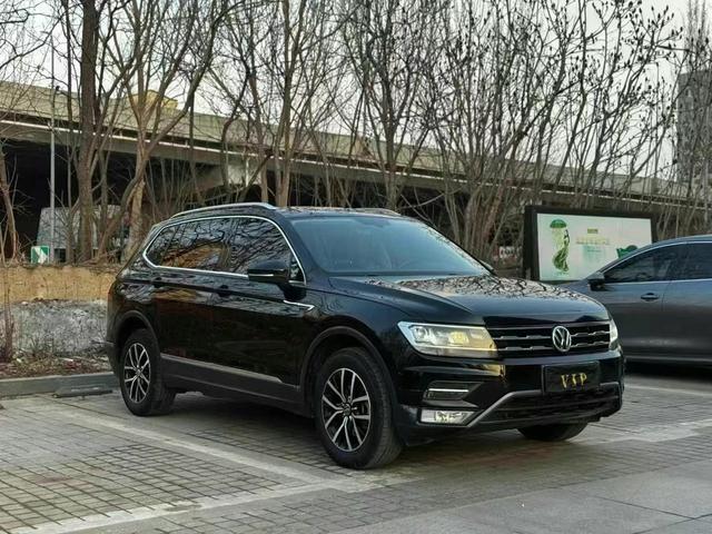 Volkswagen Tiguan L