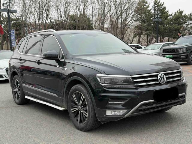 Volkswagen Tiguan L