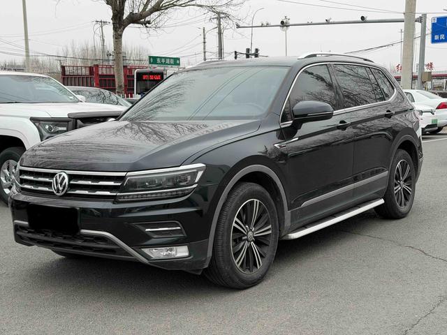 Volkswagen Tiguan L