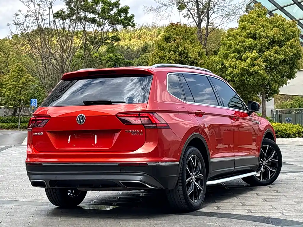 Volkswagen Tiguan L