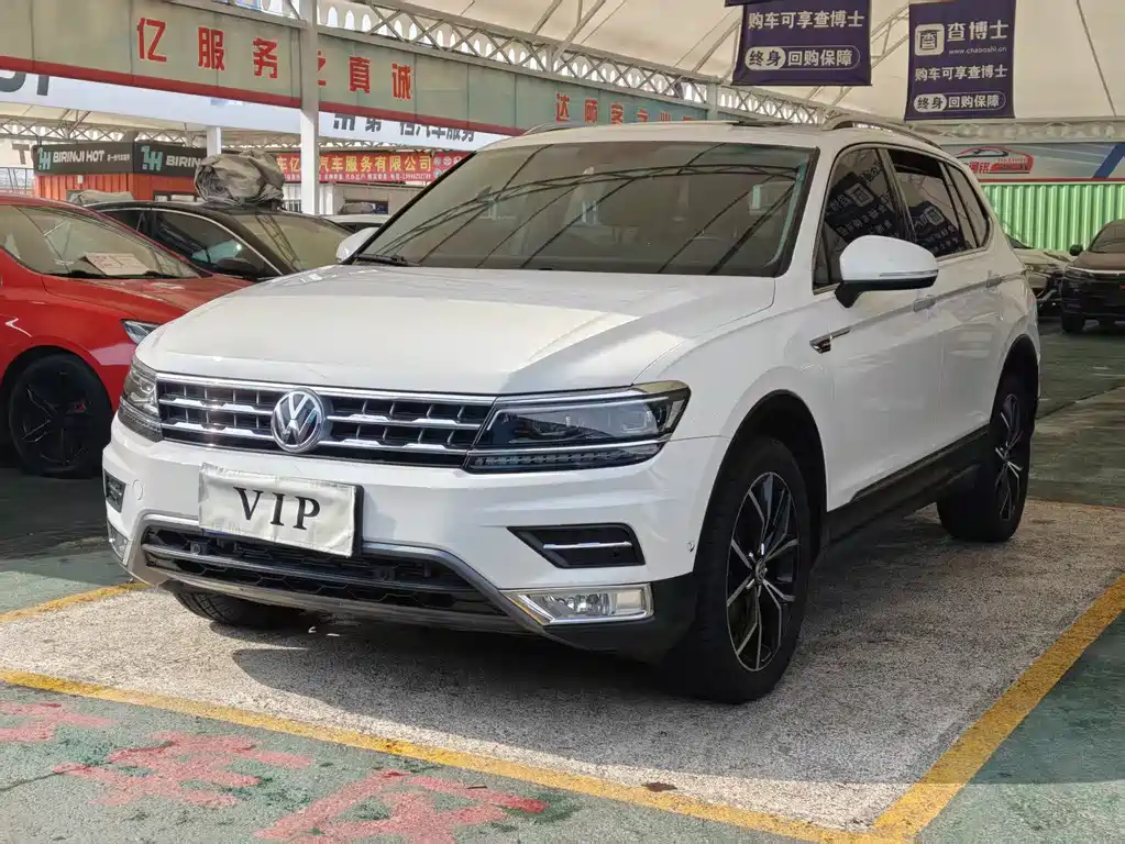 Volkswagen Tiguan L