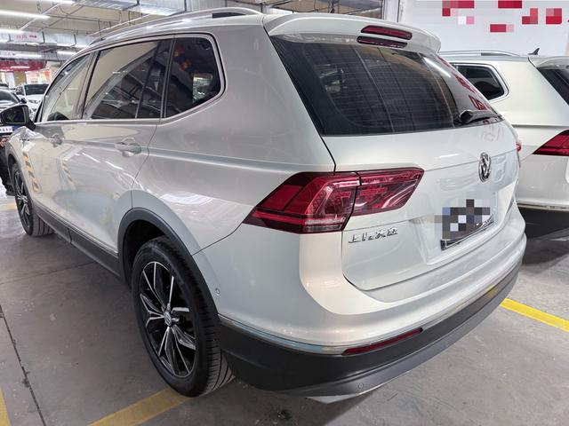 Volkswagen Tiguan L