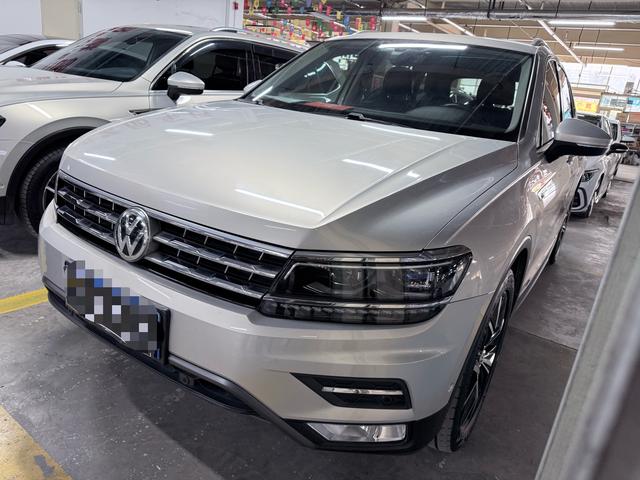 Volkswagen Tiguan L