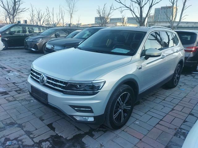 Volkswagen Tiguan L