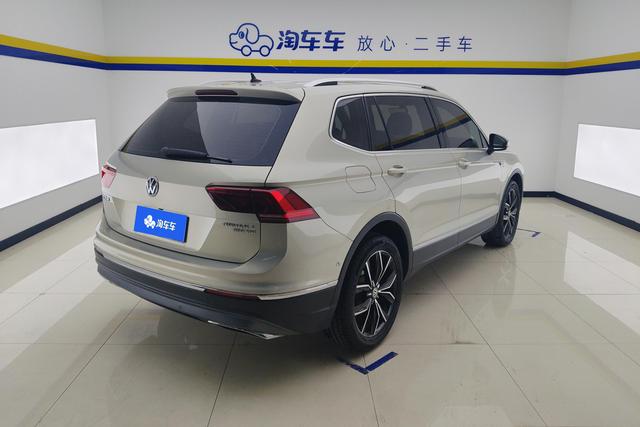 Volkswagen Tiguan L