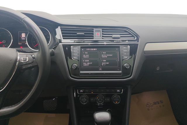 Volkswagen Tiguan L