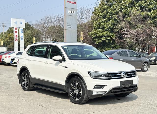 Volkswagen Tiguan L