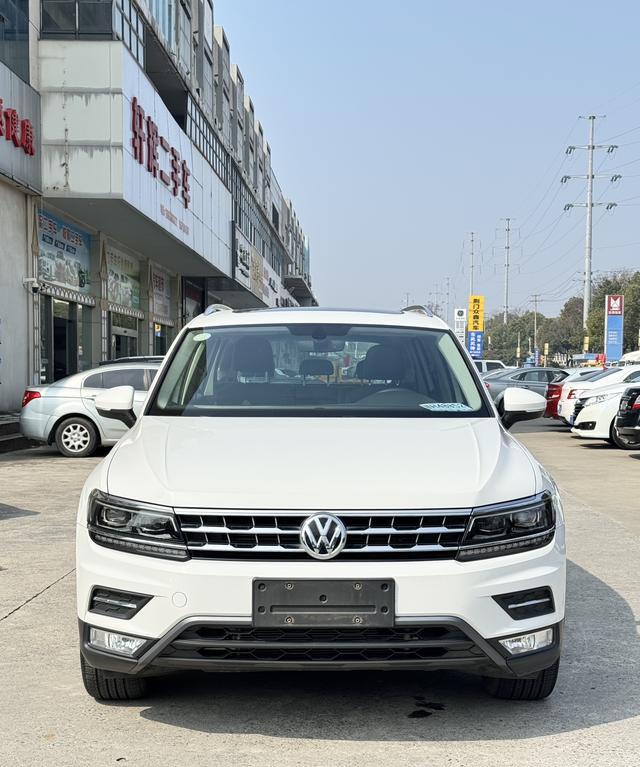 Volkswagen Tiguan L
