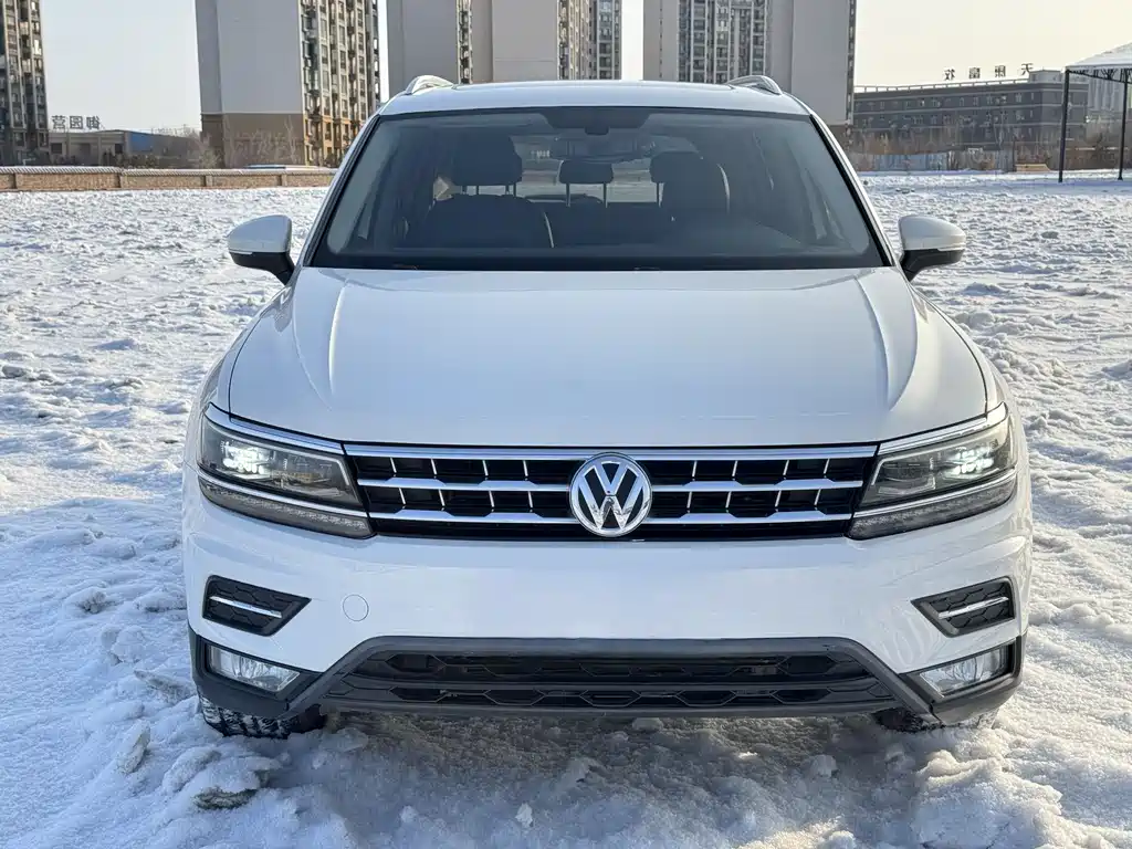 Volkswagen Tiguan L