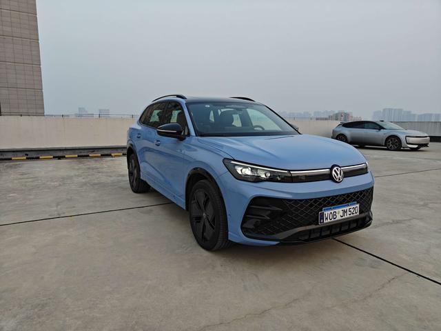 Volkswagen Tiguan L