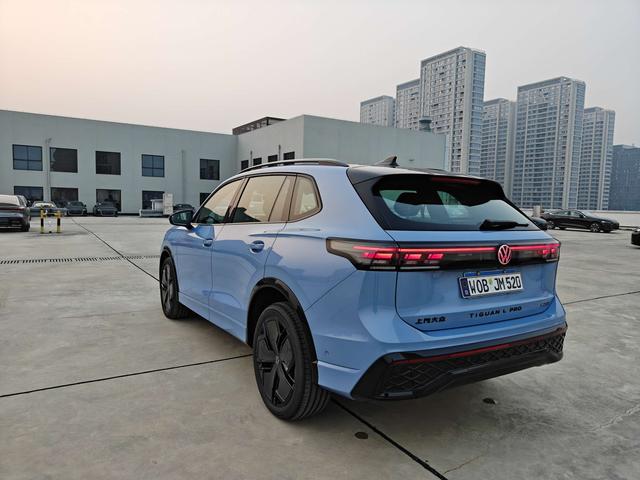 Volkswagen Tiguan L