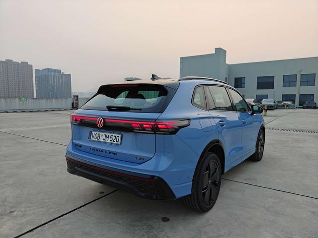 Volkswagen Tiguan L