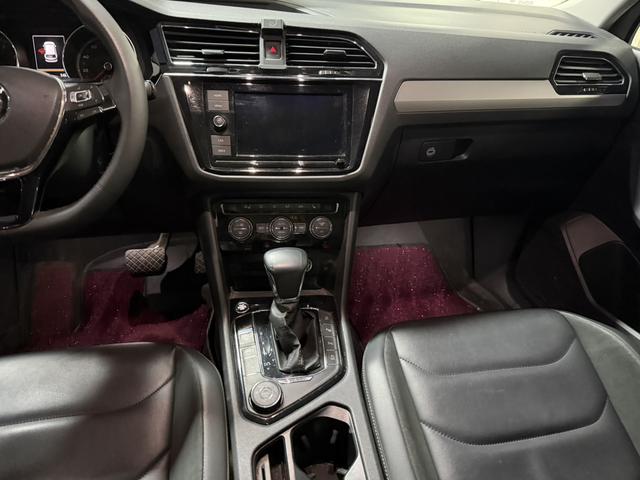 Volkswagen Tiguan L