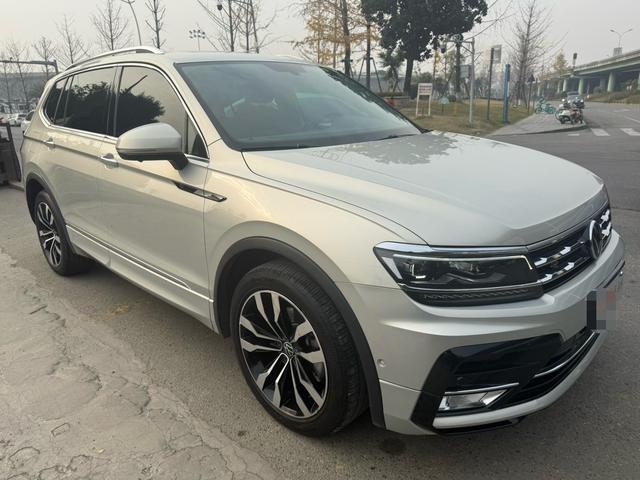Volkswagen Tiguan L